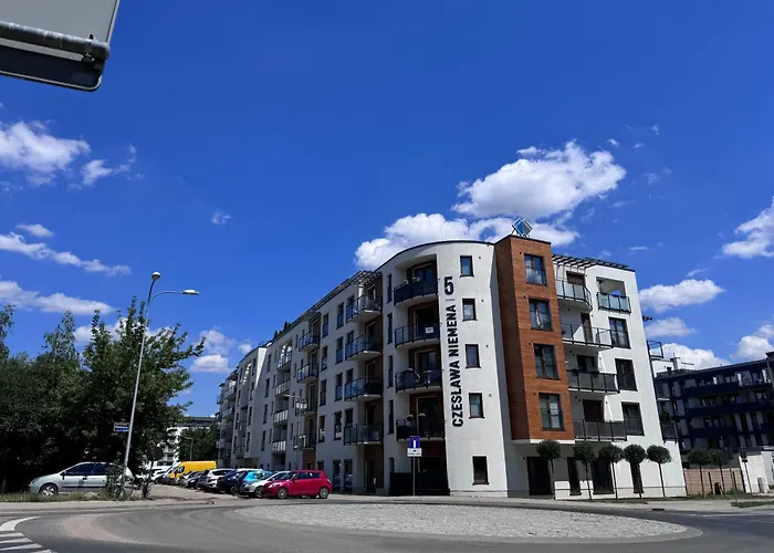 Business And Pleasure Malta Posnania Self Check In 24h * Πόζναν